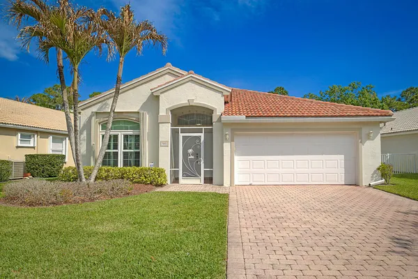$610,000 | 7004 Southeast Twin Oaks Circle, Stuart, FL 34997