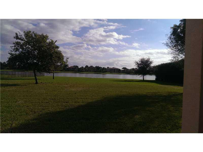 3454 Meadowbrook Way Davie, FL 33328 - Photo 2 of 10 View