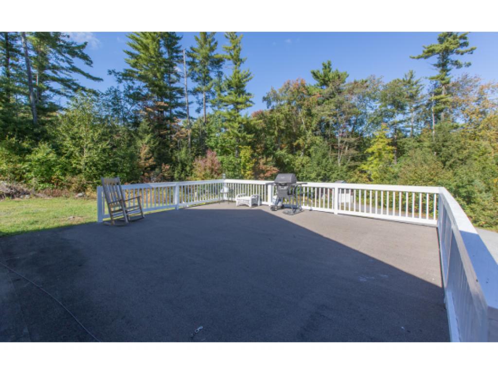1 Lane Road Pelham, NH 03076 - Photo 26 of 32