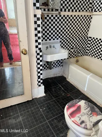 $39,500 | 230 School Street, Clarksdale, MS 38614