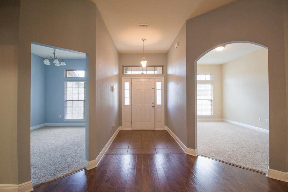 4500 Hermosa Road Crestview, FL 32539 - Photo 3 of 27 a view of hallway with wooden floor