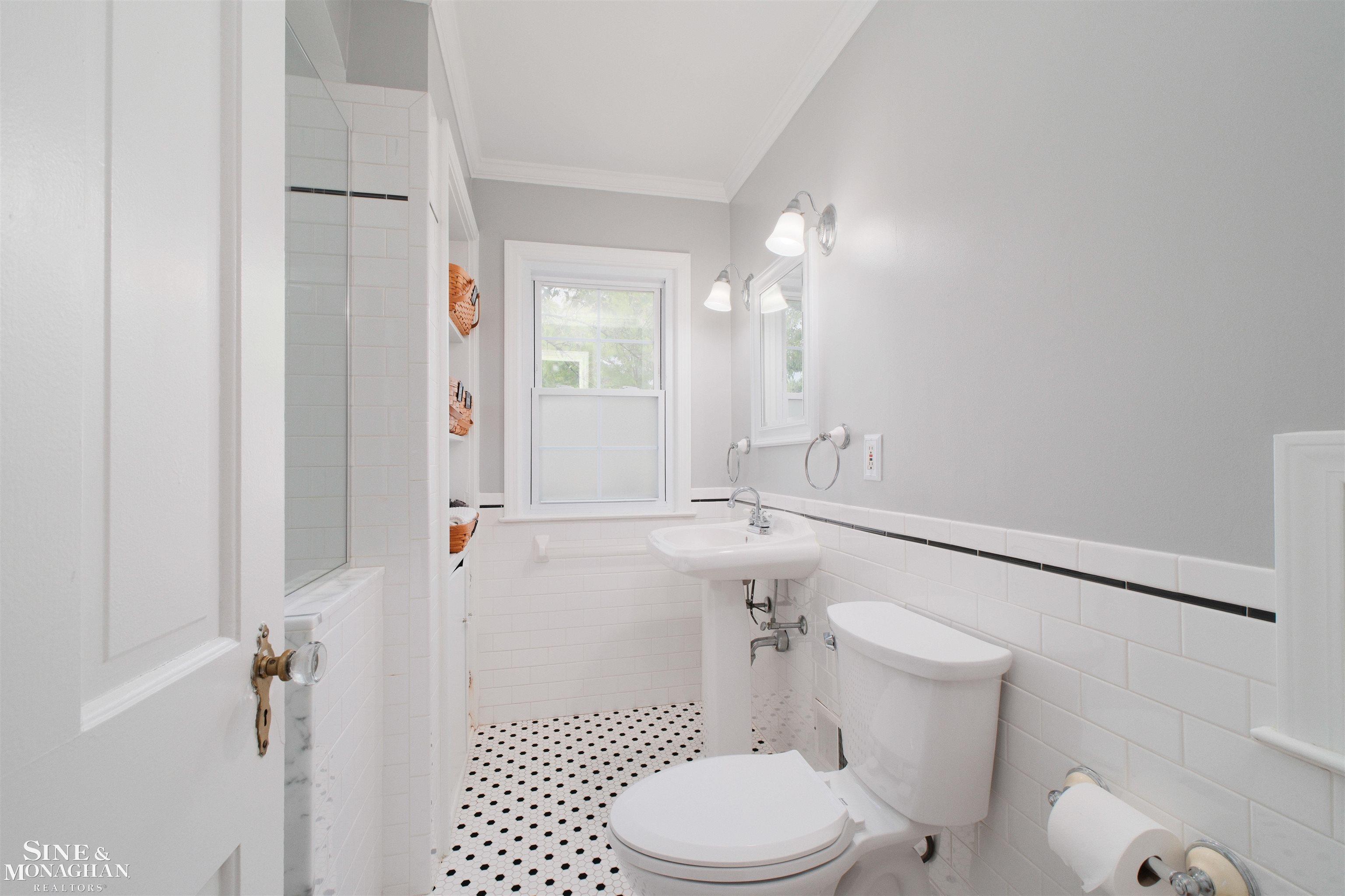 901 Lincoln Road Grosse Pointe, MI 48230 - Photo 21 of 56