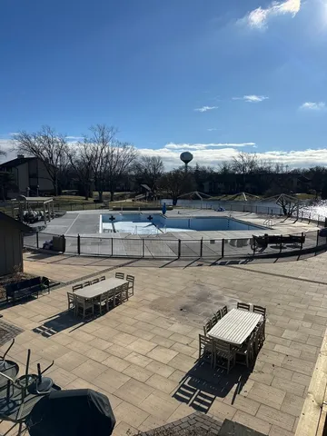 $394,000 | 301 Lake Hinsdale Drive, Unit 108, Willowbrook, IL 60527