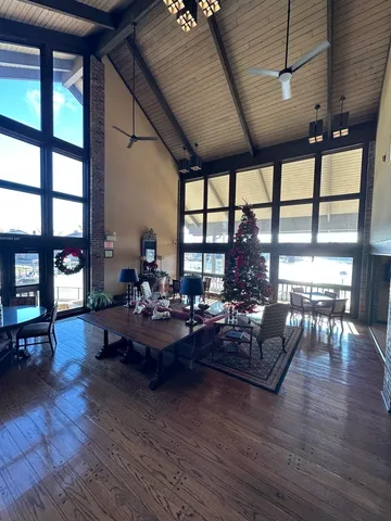 $394,000 | 301 Lake Hinsdale Drive, Unit 108, Willowbrook, IL 60527