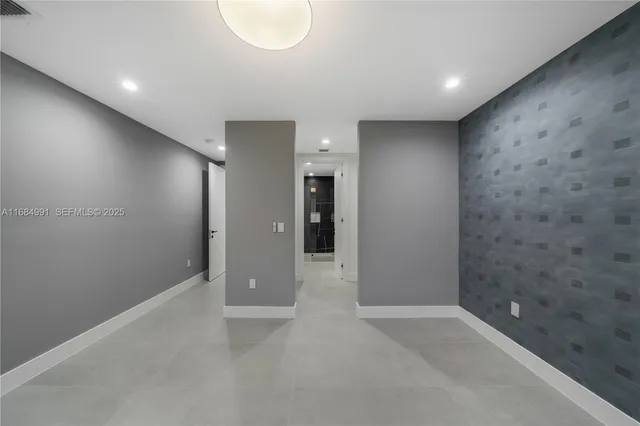 $6,800,000 | 6695 Southwest 112th Street, Pinecrest, FL 33156