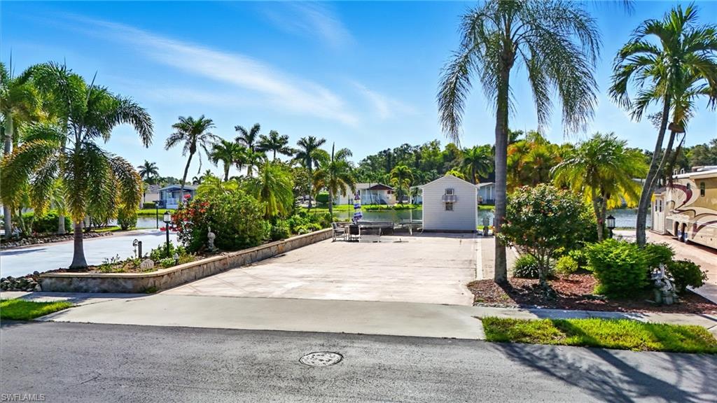 3113 Weathervane Drive Naples, FL 34120 - Photo 3 of 36 a view of a backyard