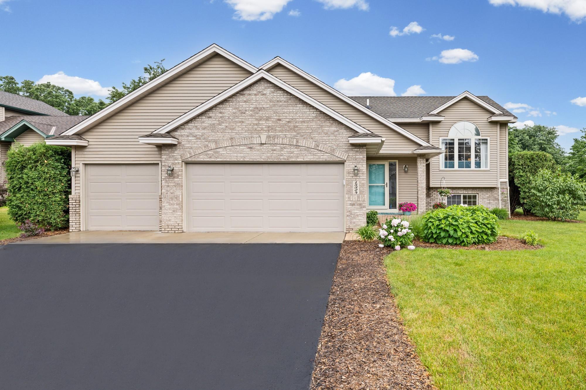 15324 Martin Street Northwest Andover, MN 55304 - Photo 5 of 53