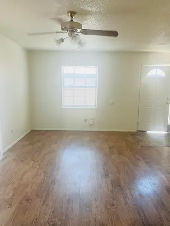 $825 | 5433 40th Street, Unit A, Lubbock, TX 79414