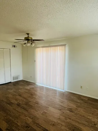 $825 | 5433 40th Street, Unit A, Lubbock, TX 79414