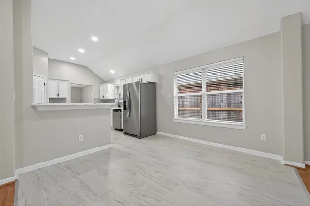 $2,100 | 21725 York Timbers Drive, Kingwood, TX 77339