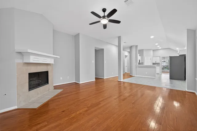 $2,100 | 21725 York Timbers Drive, Kingwood, TX 77339