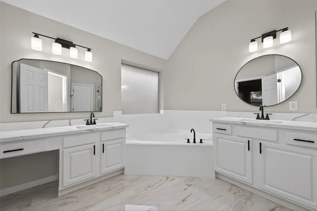 $2,100 | 21725 York Timbers Drive, Kingwood, TX 77339