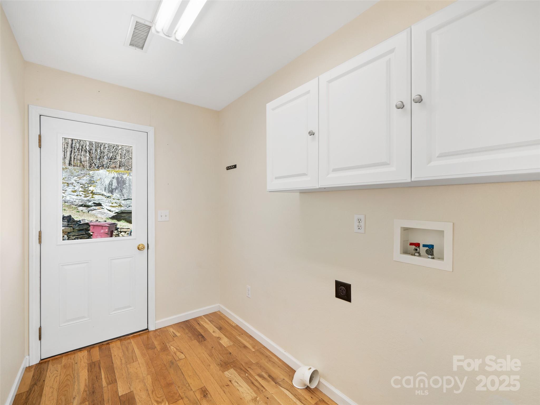 427 Johnson Cemetery Road Bakersville, NC 28705 - Photo 13 of 36