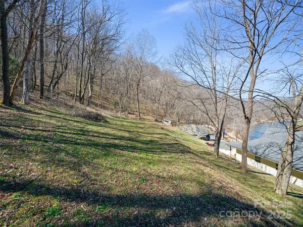 $299,000 | 427 Johnson Cemetery Road, Bakersville, NC 28705