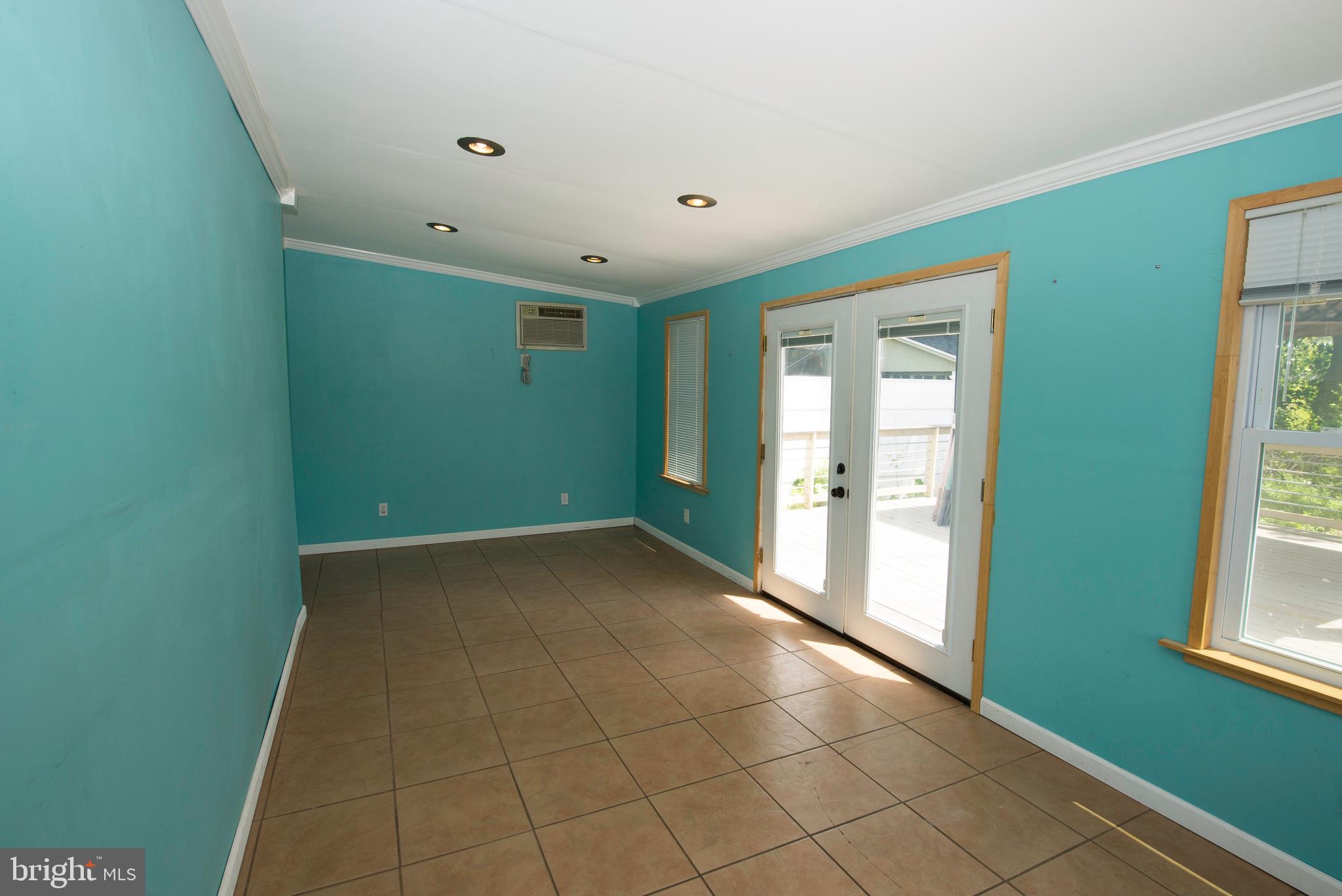 4712 Buckeye Road Emmaus, PA 18049 - Photo 7 of 12 Gallery Image 7