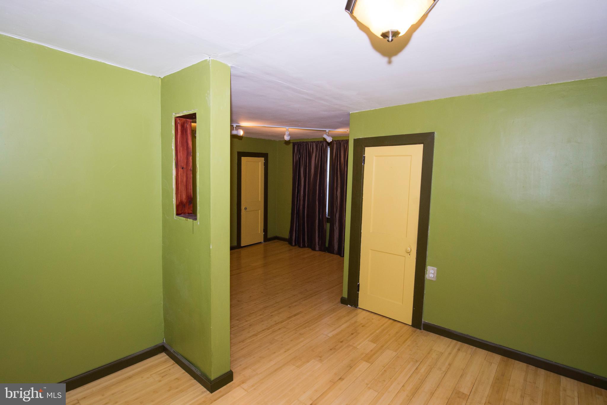 4712 Buckeye Road Emmaus, PA 18049 - Photo 9 of 12 Gallery Image 9