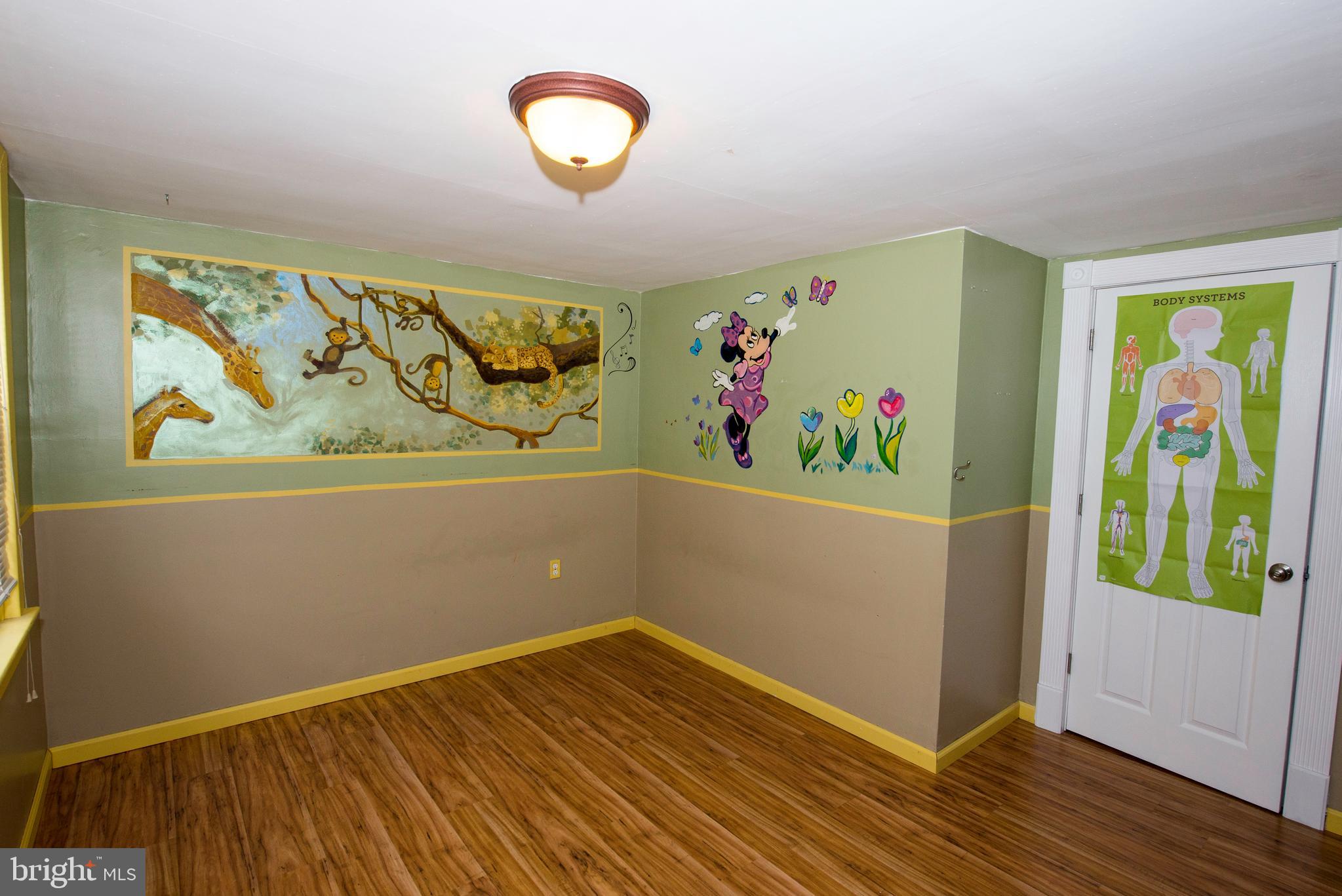 4712 Buckeye Road Emmaus, PA 18049 - Photo 10 of 12 Gallery Image 10