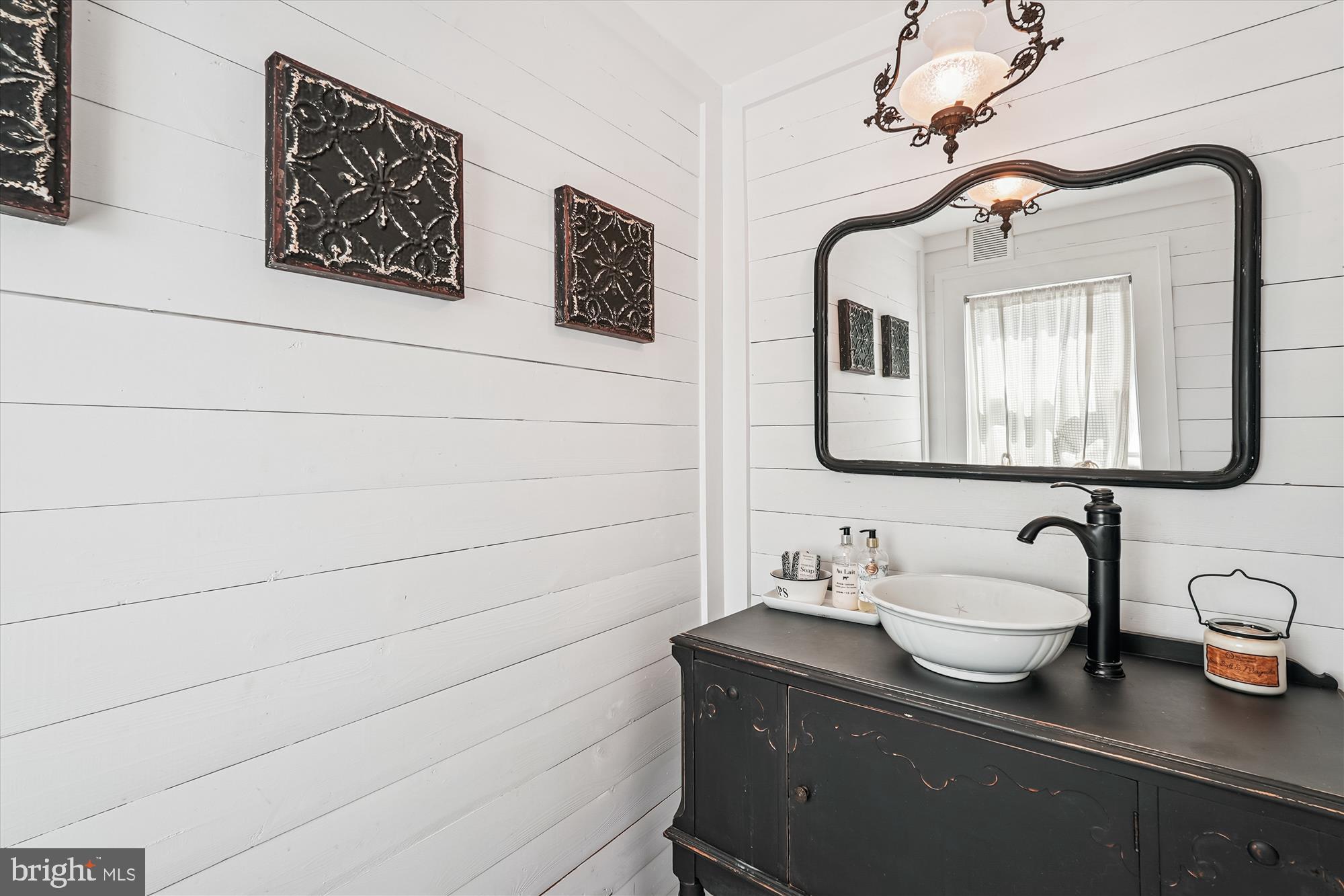 20857 Ashburn Road Ashburn, VA 20147 - Photo 36 of 80