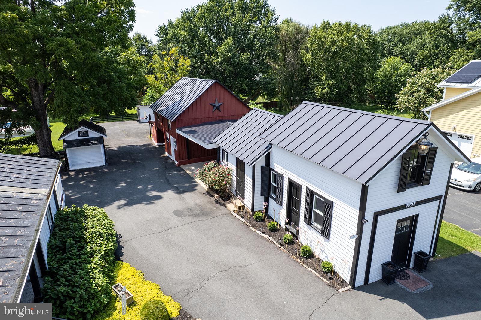 20857 Ashburn Road Ashburn, VA 20147 - Photo 8 of 80