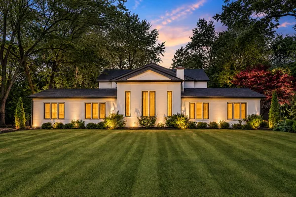 $2,149,000 | 790 West Deerpath Road, Lake Forest, IL 60045