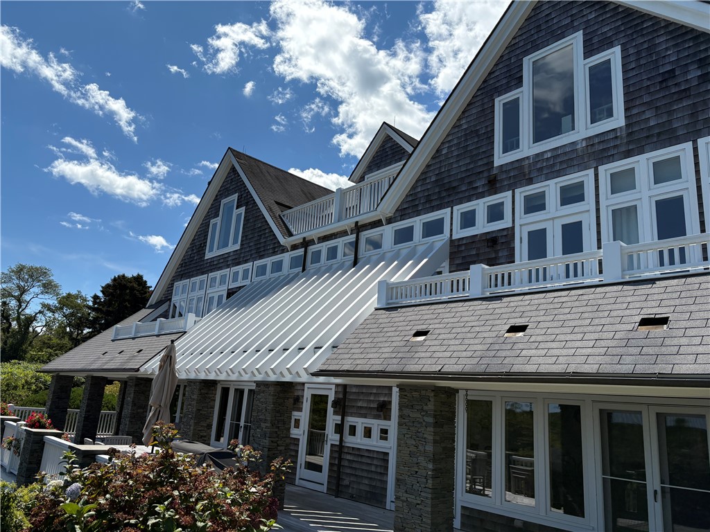 167 Walcott Avenue Jamestown, RI 02835 - Photo 3 of 16