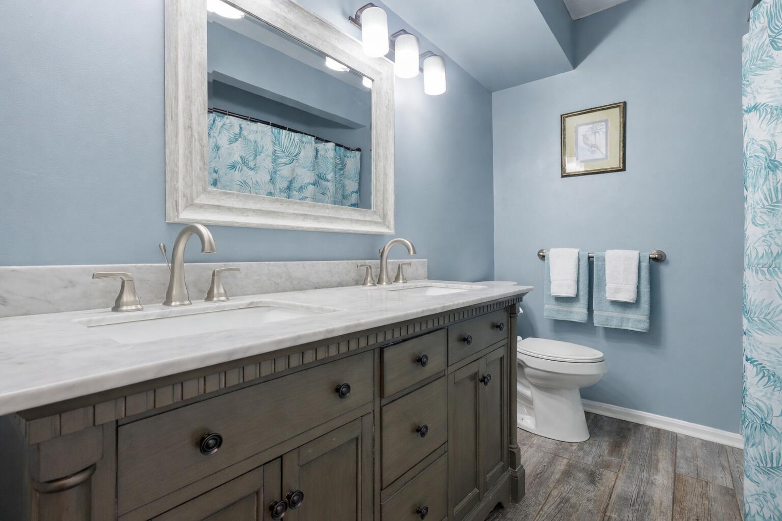 265 Indian Trail Munith, MI 49259 - Photo 5 of 20 Main Hall Bath