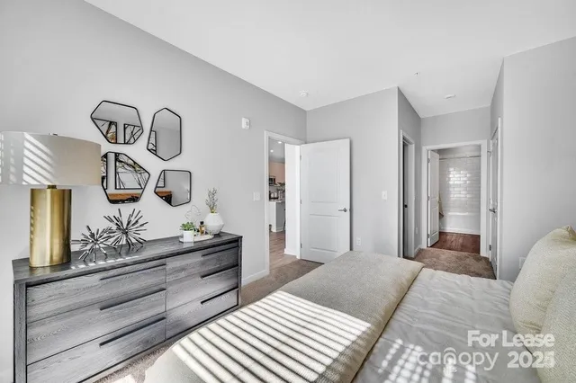 $2,152 | 2020 West Morehead Street, Unit SIERRA, Charlotte, NC 28208