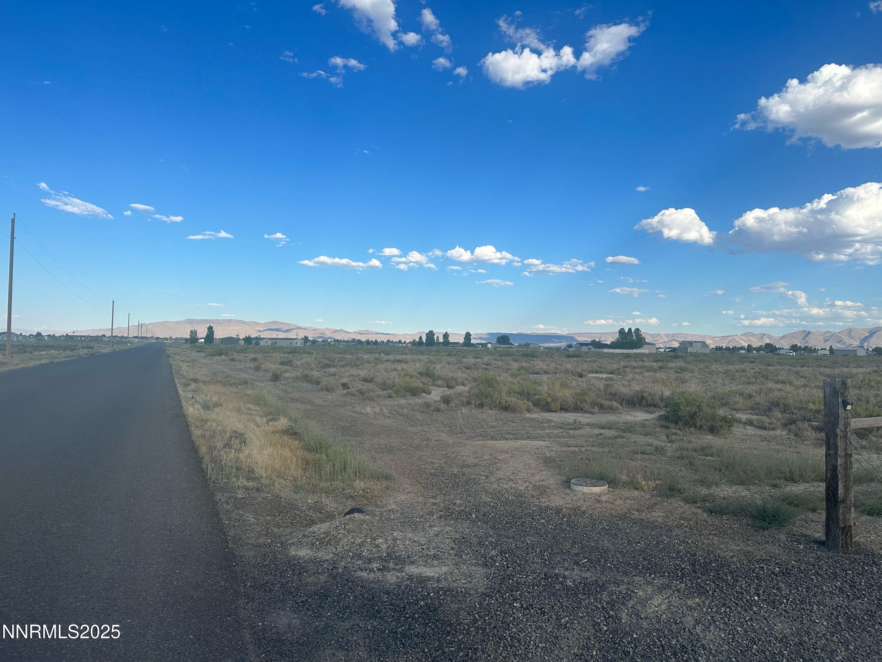 605 Yellow Brick Road Battle Mountain, NV 89820 - Photo 6 of 9 image2