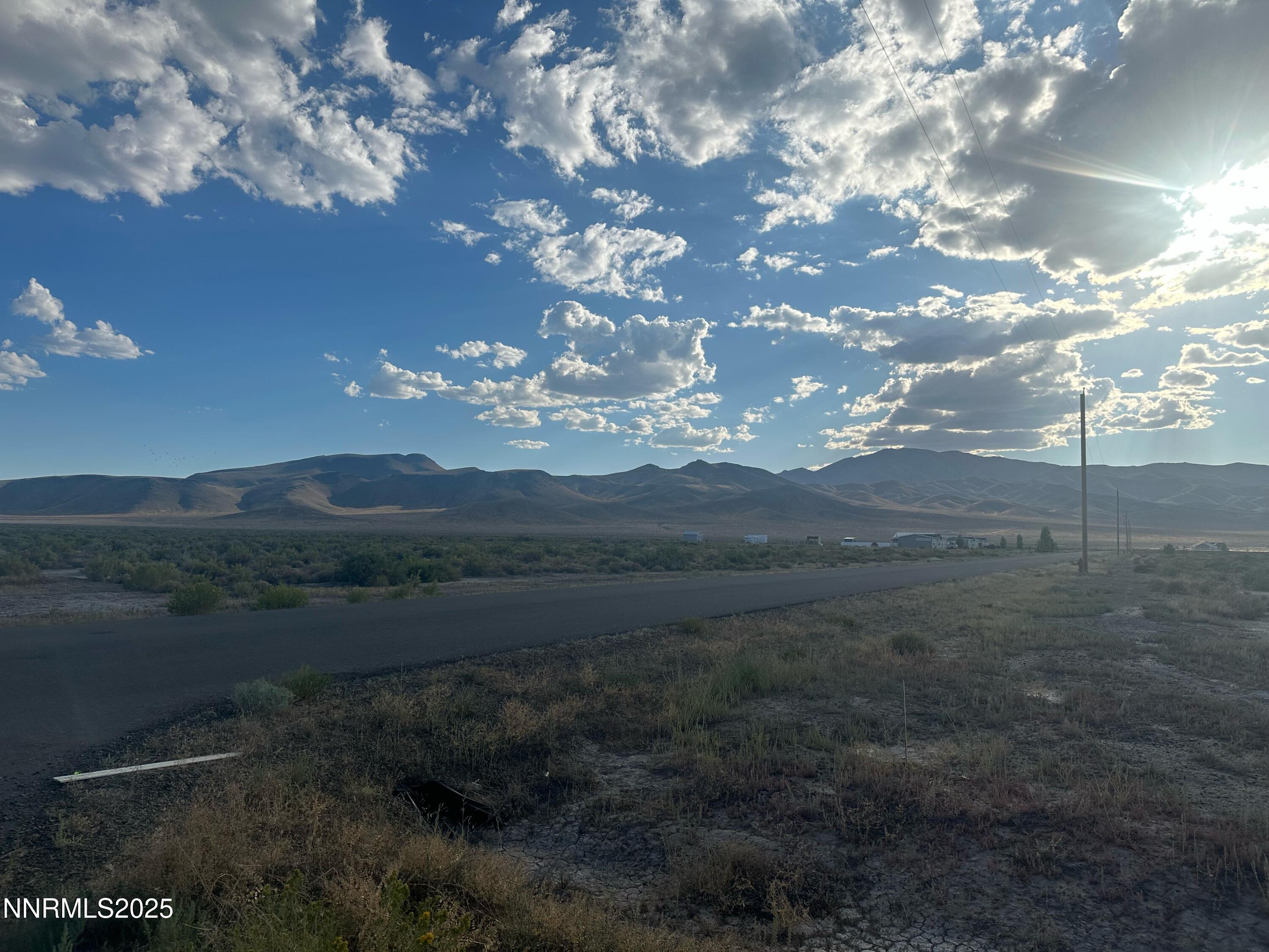 605 Yellow Brick Road Battle Mountain, NV 89820 - Photo 7 of 9 image3