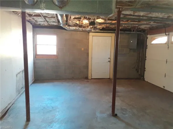 $259,900 | 4605 Oak Park Drive, Pfafftown, NC 27040