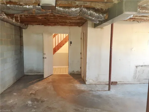 $259,900 | 4605 Oak Park Drive, Pfafftown, NC 27040