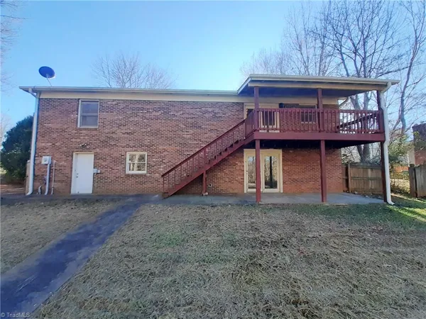 $259,900 | 4605 Oak Park Drive, Pfafftown, NC 27040