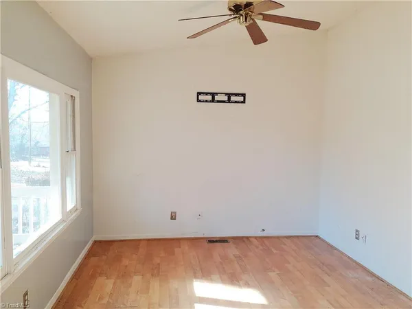 $259,900 | 4605 Oak Park Drive, Pfafftown, NC 27040