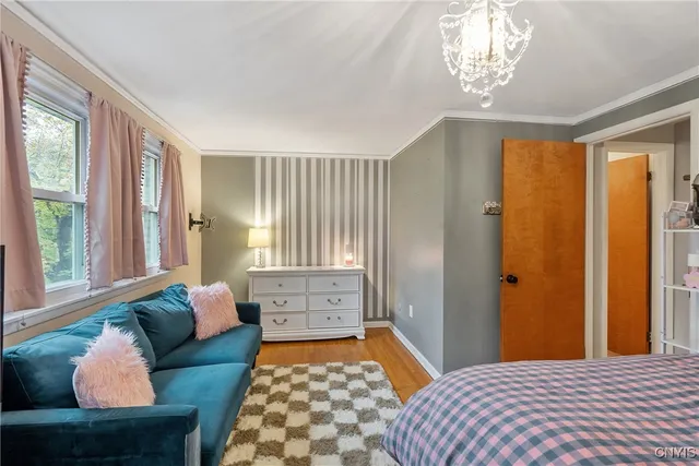 $2,400 | 4310 Candlelight Lane, Clay, NY 13090