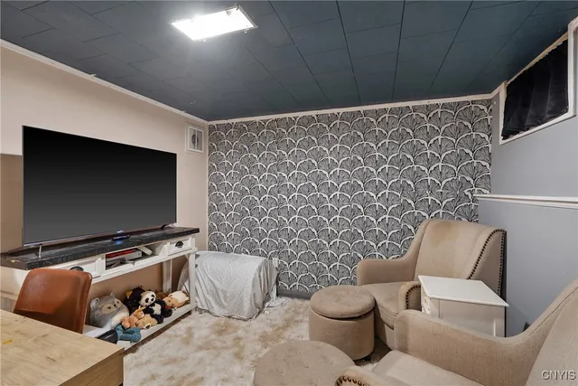 $2,400 | 4310 Candlelight Lane, Clay, NY 13090