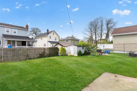 $949,000 | 463 Louis Avenue, Floral Park, NY 11001