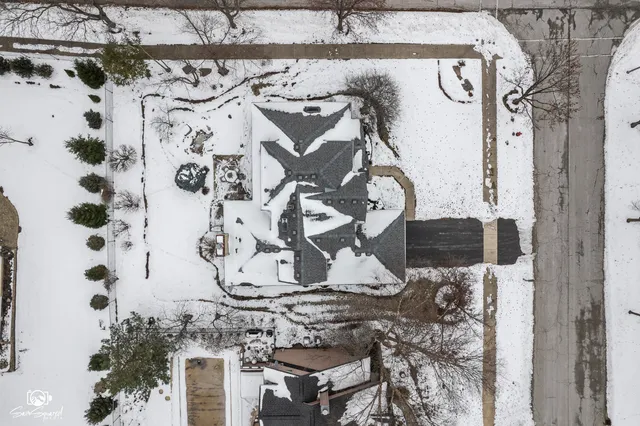 $679,900 | 2762 Shetland Lane, Aurora, IL 60502