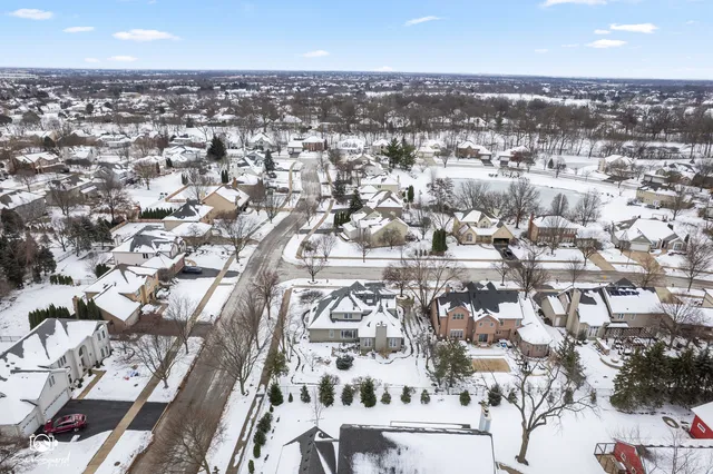 $679,900 | 2762 Shetland Lane, Aurora, IL 60502