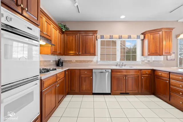 $679,900 | 2762 Shetland Lane, Aurora, IL 60502