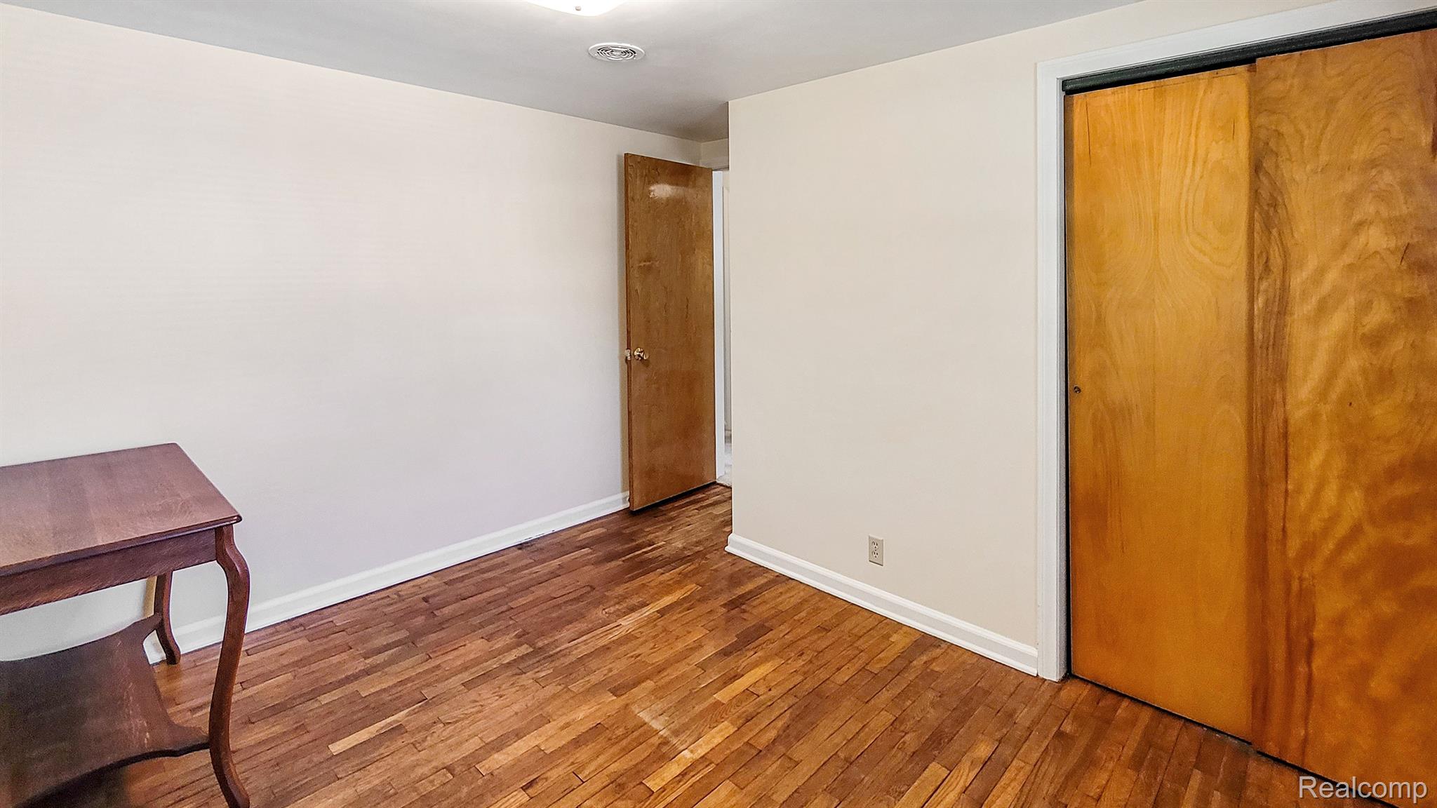 10494 South Graham Road St. Charles, MI 48655 - Photo 12 of 17 Gallery Image 12