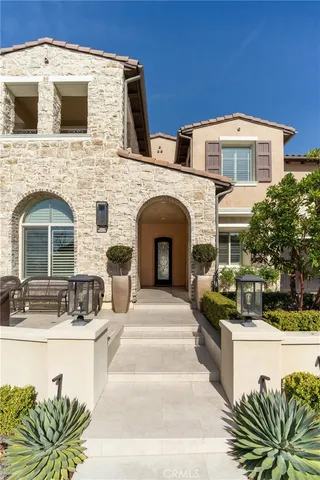 $2,695,000 | 1161 Summit Oak Drive, Lake Forest, CA 92679