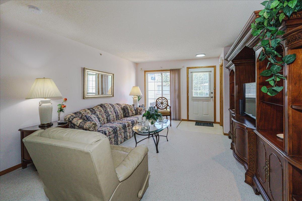 2775 Ranchview Lane North, Unit 4 Plymouth, MN 55447 - Photo 7 of 29
