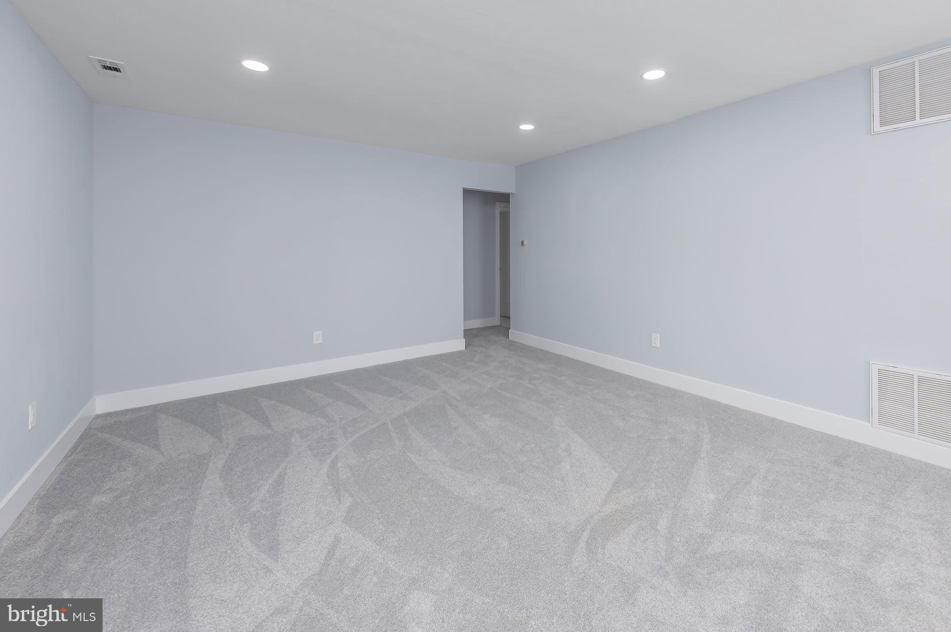 18 Brighton Place Sewell, NJ 08080 - Photo 9 of 19 a view of an empty room