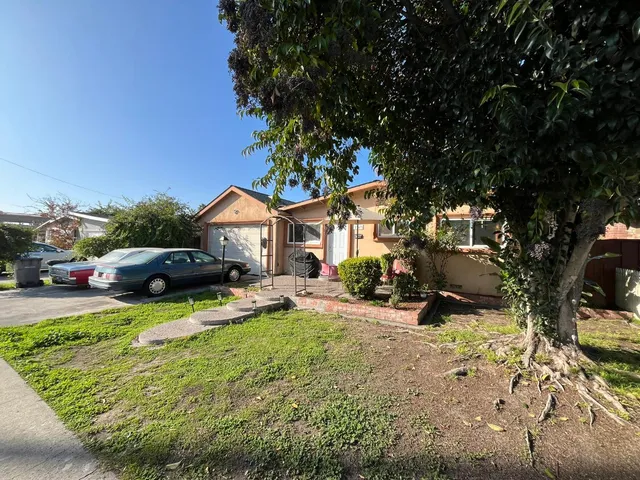 $899,000 | 2747 Sussex Drive, San Jose, CA 95127