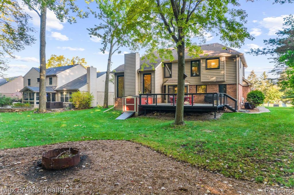 1677 Gilsam Avenue Rochester Hills, MI 48309 - Photo 8 of 57