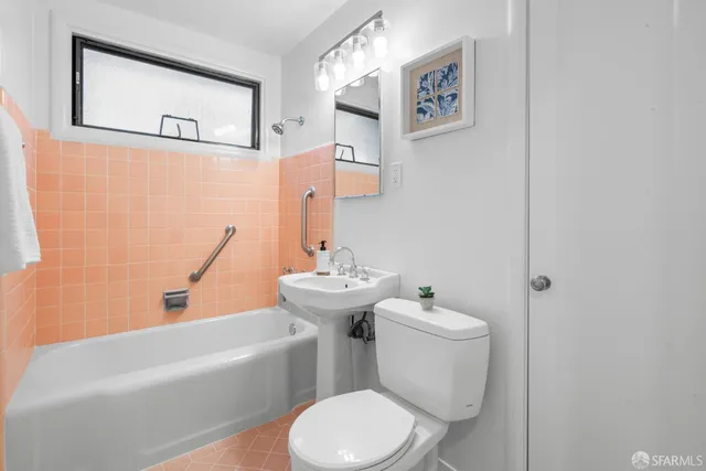 $1,048,888 | 700 Southwood Drive, South San Francisco, CA 94080