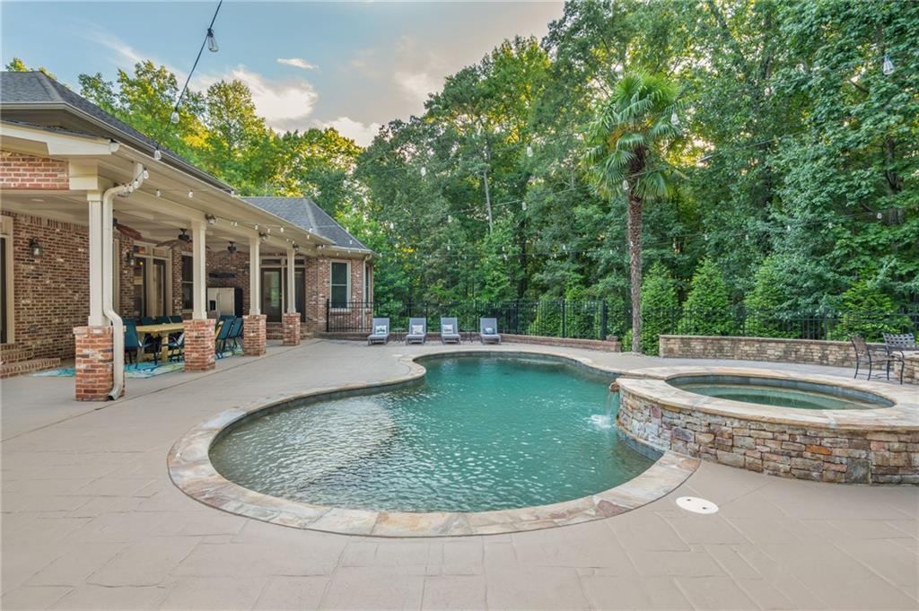 644 Herring Road Grayson, GA 30017 - Photo 24 of 69