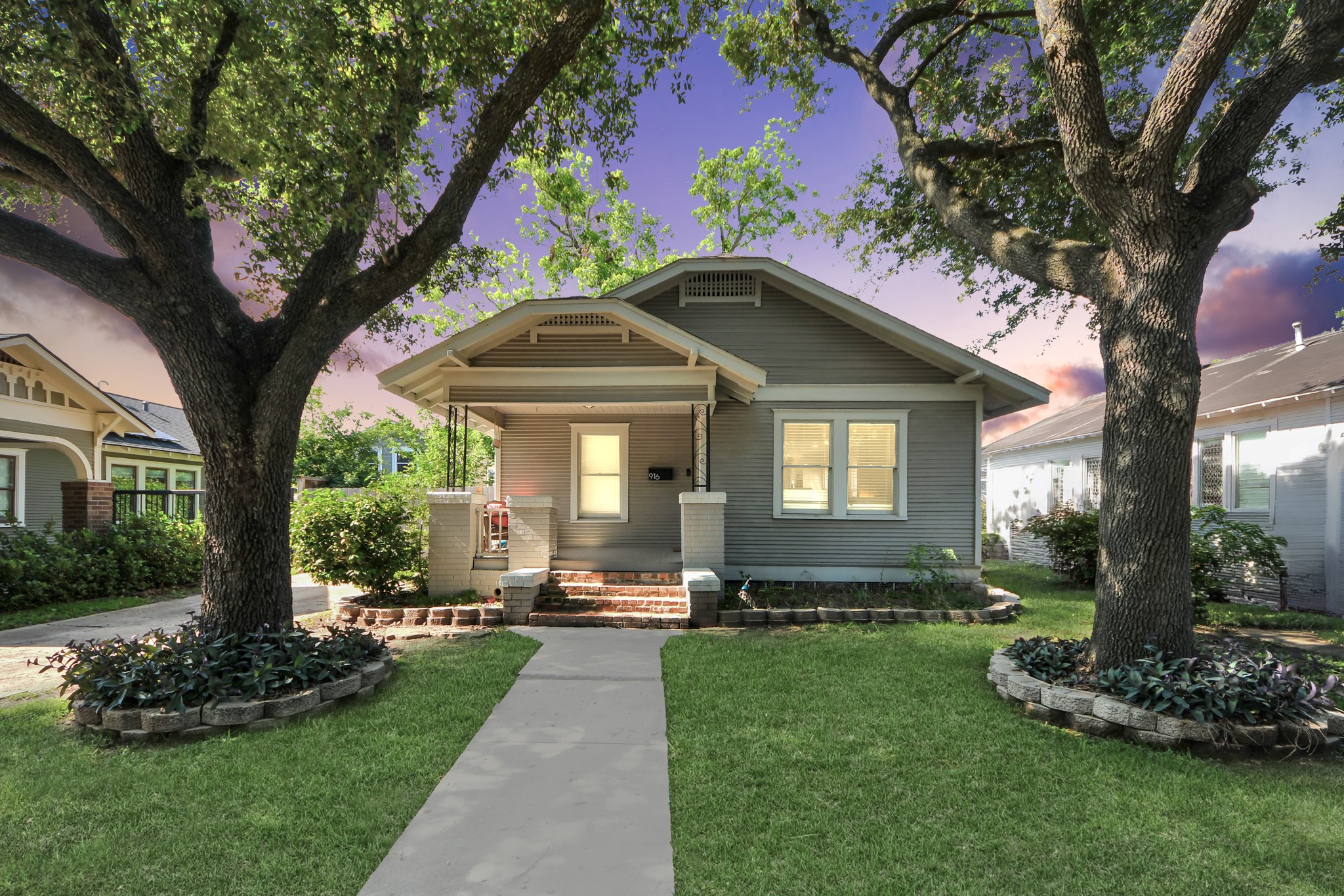 916 West Cottage Street Houston, TX 77009 - Photo 1 of 31