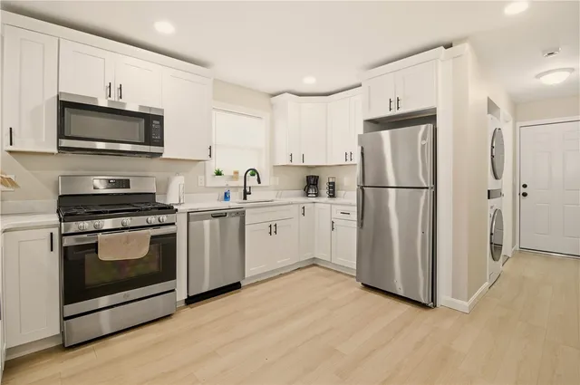 $699,900 | 272 Sayles Street, Providence, RI 02905