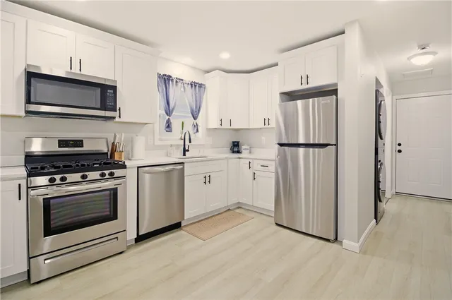 $699,900 | 272 Sayles Street, Providence, RI 02905